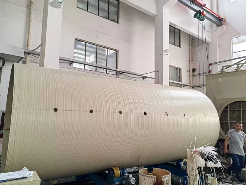PPH horisontell tank